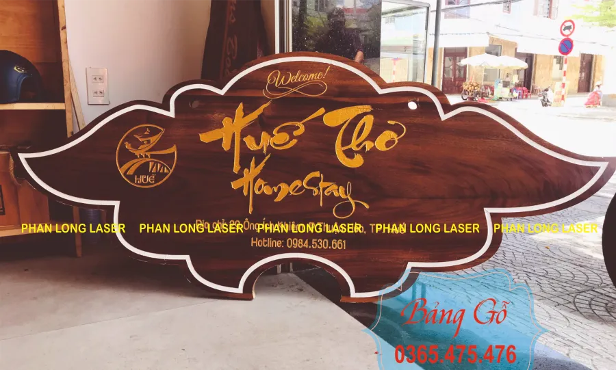 Cắt khắc laser cnc tạo hình trên gỗ me tây làm bảng hiệu quảng cáo cho nhà nghỉ khách sạn home stay tại Hà Nội Cắt khắc laser cnc làm bảng biển hiệu quảng cáo phục vụ quý khách hàng Thanh Xuân, Cầu Giấy, Ba Đình, Đống Đa, Hà Nội
