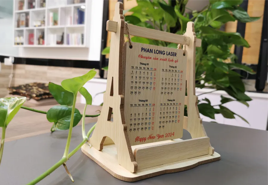 Cắt cnc tạo hình trên gỗ công nghiệp MDF làm lịch gỗ để bàn theo yêu cầu phục vụ quý khách hàng khu vực Hà Nội Cắt laser cnc trên gỗ công nghiệp MDF làm lịch gỗ để bàn tại Hà Nội, Cầu Giấy, Đống Đa, Ba Đình, Hoàng Mai, Hà Đông, Thanh Trì, Long Biên, Hoàn Kiếm
