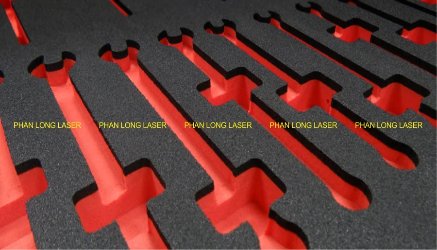 Cắt laser cnc tạo hình định hình trên nhựa xốp mút xốp giá rẻ