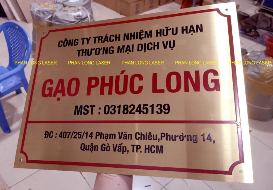 Khắc ăn mòn làm biển bảng văn phòng công ty bằng chất liệu inox giá rẻ tại Gò Vấp, Tân Bình, Tân Phú, Bình Tân, Bình Thạnh, Thủ Đức, Phú Nhuận, Bình Tân, Tphcm