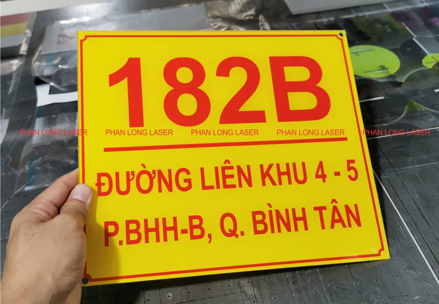 Làm biển bảng số nhà bằng chất liệu nhựa mica acrylic tại Hà Nội, Cầu Giấy, Thanh Xuân, Hoàng Mai, Thanh Trì, Từ Liêm, Đống Đa, Ba Đình, Tây Hồ, Long Biên, Hà Đông